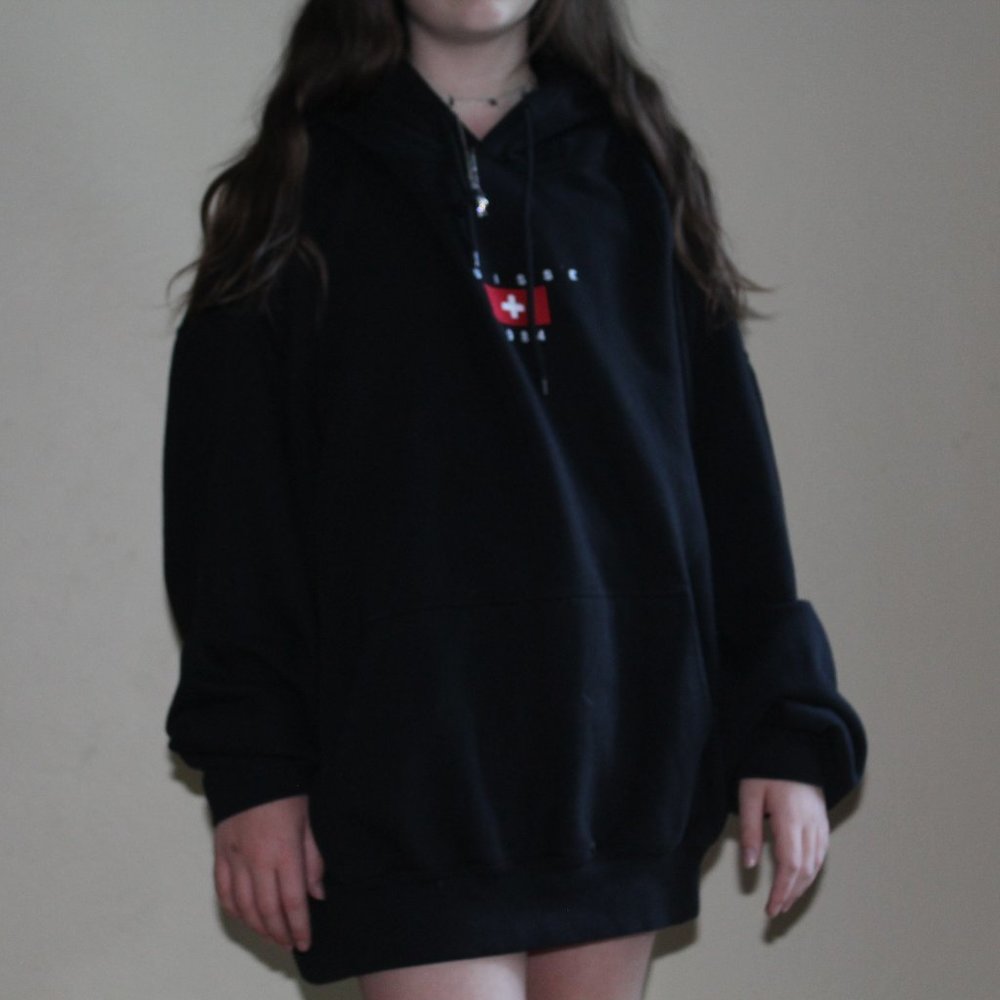 Brandy Melville Suisse Oversized Hoodie